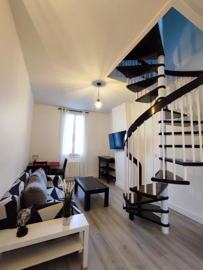 La Vie En Blanc Et Noir Maisons-Laffitte Daire Dış mekan fotoğraf