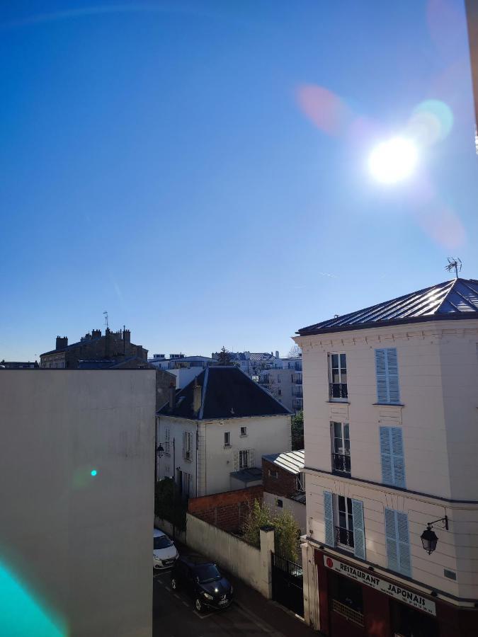 La Vie En Blanc Et Noir Maisons-Laffitte Daire Dış mekan fotoğraf